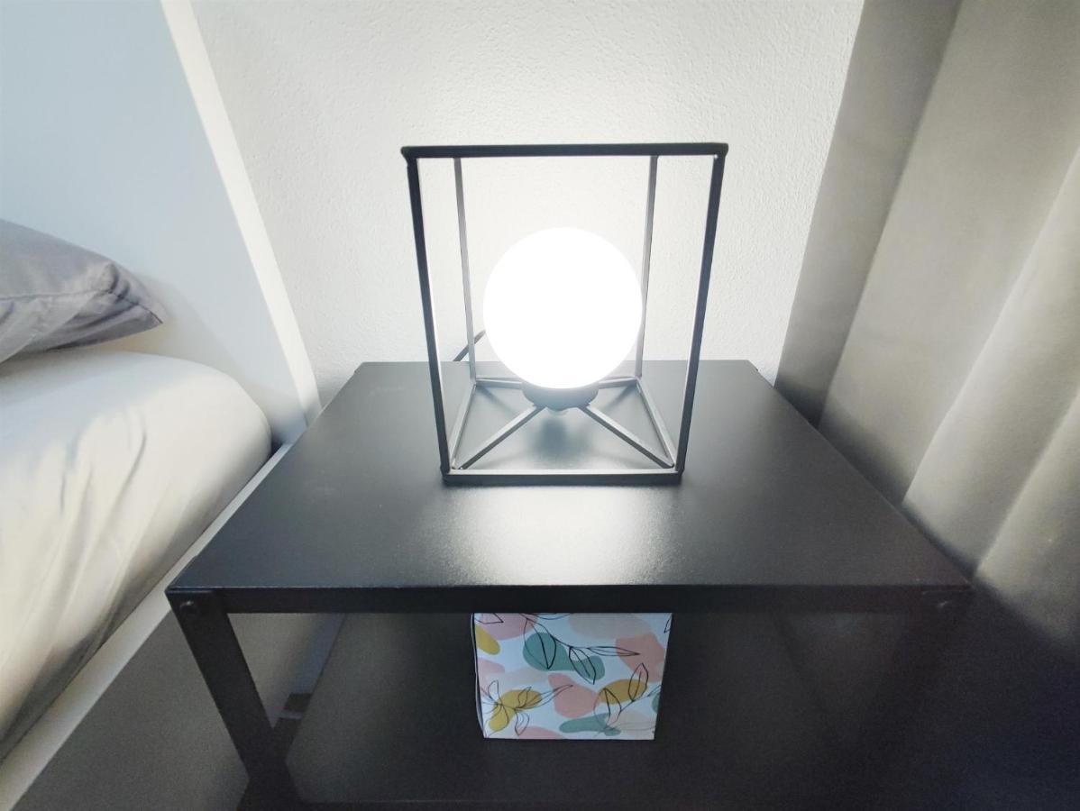 Alfa 4zw Lage Berliner Platz Max 8 Personen Netflix Kueche Wm L 4br 7 Beds 8 People L Fully Equipped Kitchen & Bathroom