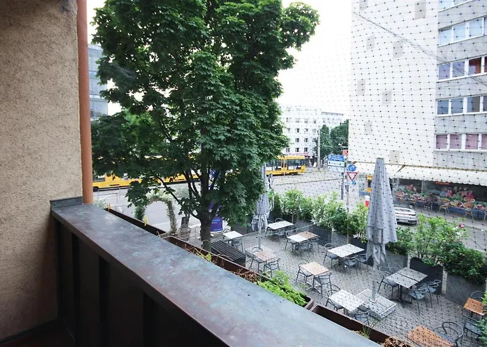 Stuttgart City 4ZW in bester City Lage am Berliner Platz für max. 6 Personen