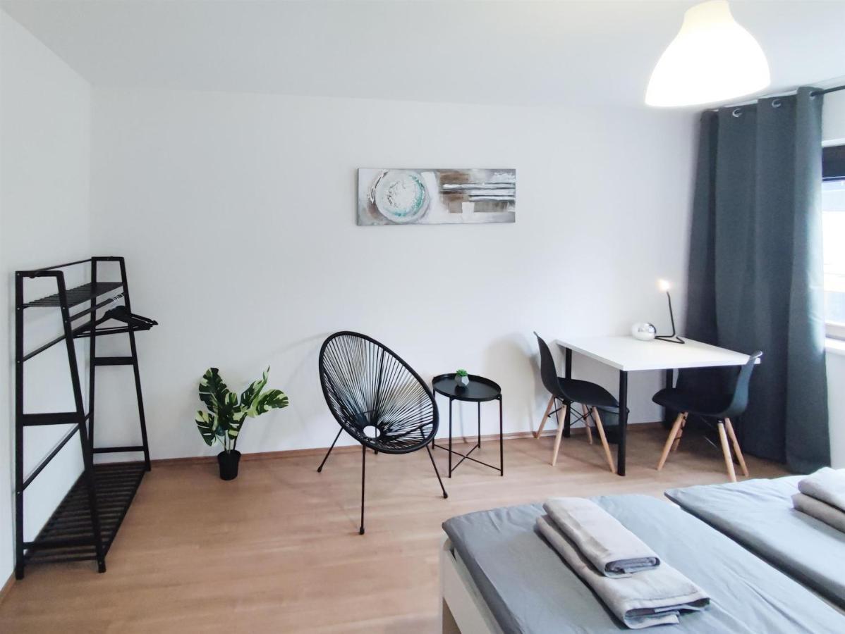 Apartment 4zw In Bester Lage Am Berliner Platz Für Max. 6 Personen *